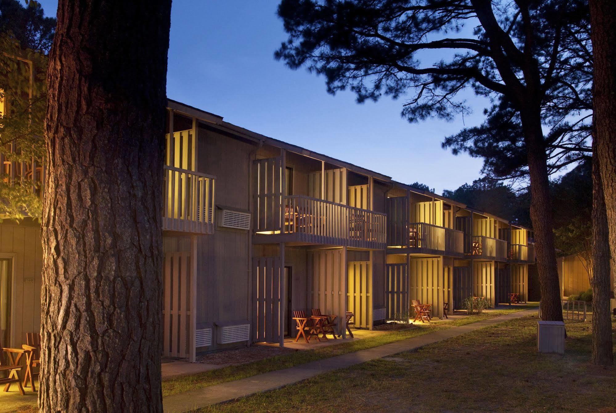 Refuge Inn Chincoteague Exterior photo